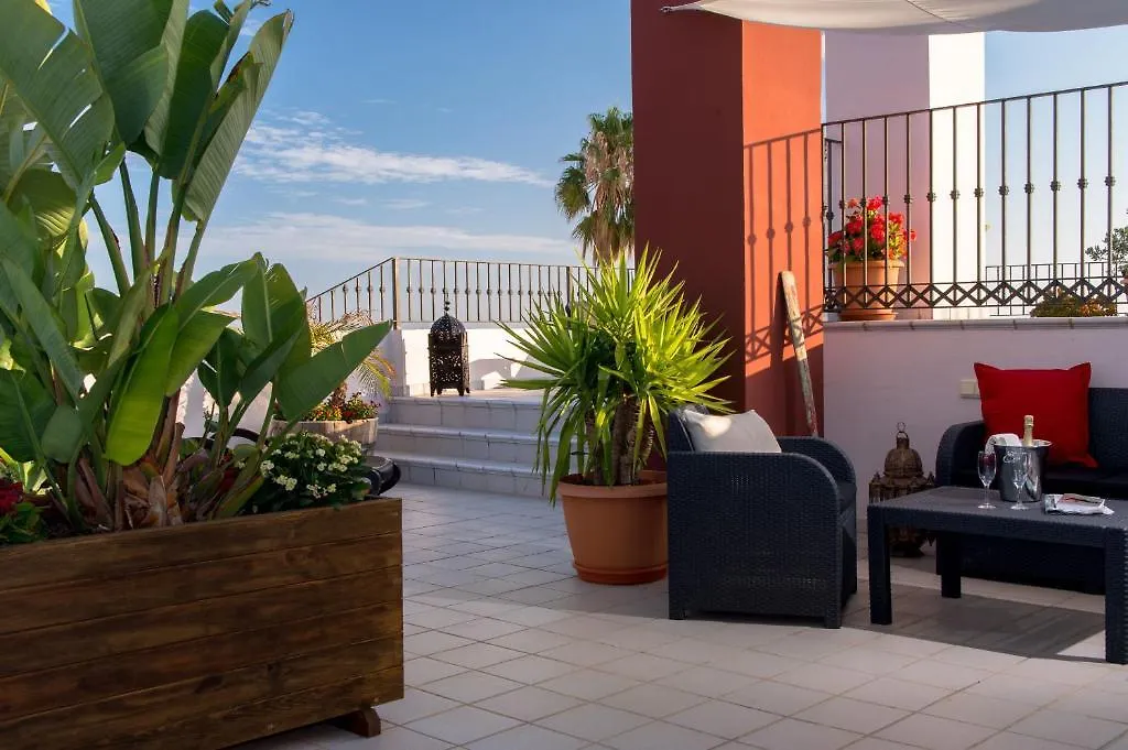 Apartamentos Plaza Cavana 5 Nerja Spain