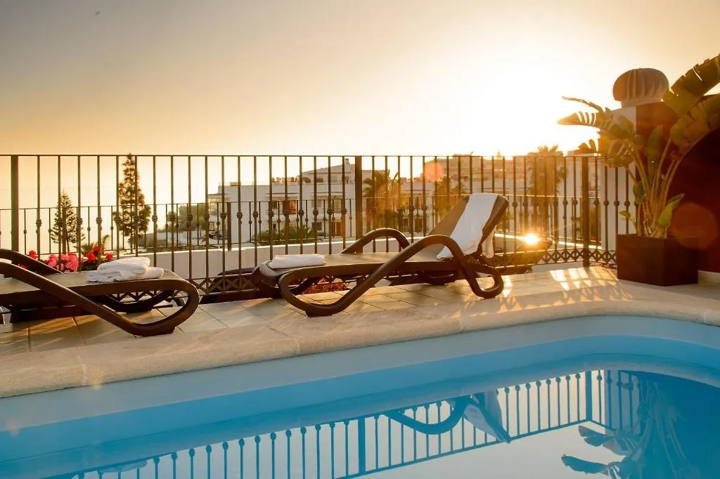 Apartamentos Plaza Cavana 5 Nerja 0*,