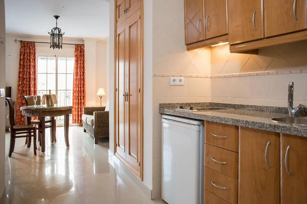 Apartamentos Plaza Cavana 5 Nerja Apartment