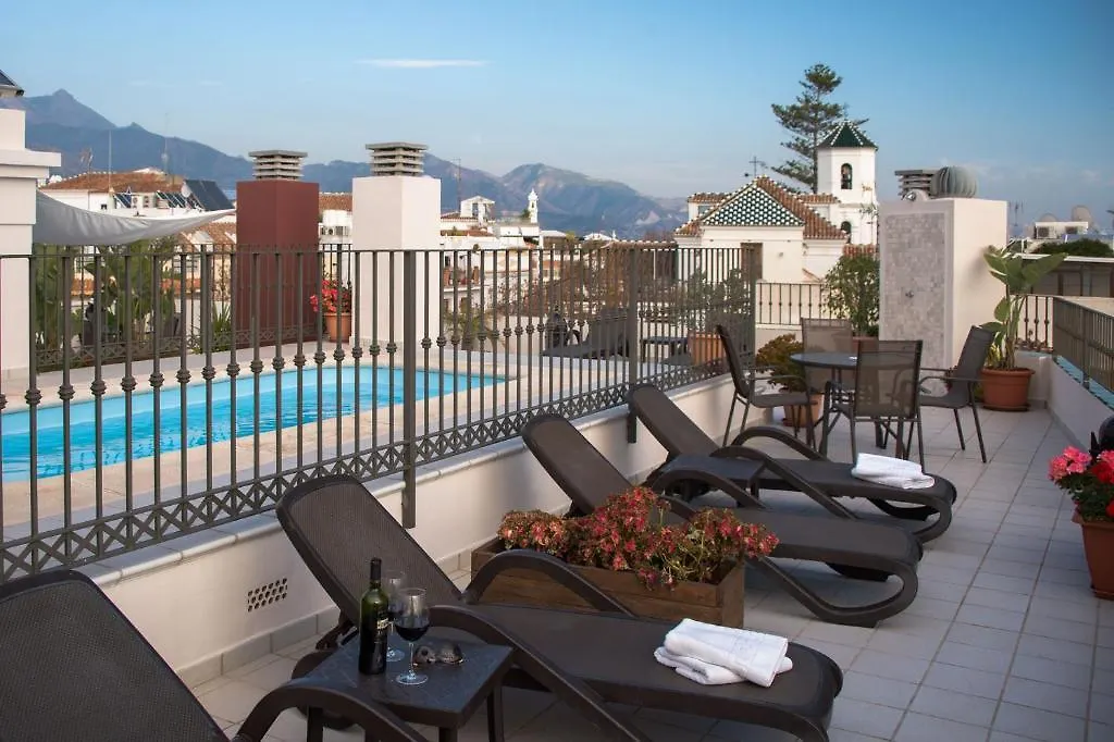 Apartamentos Plaza Cavana 5 Nerja 0*,