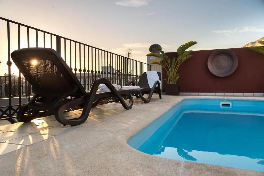Apartamentos Plaza Cavana 5 Nerja
